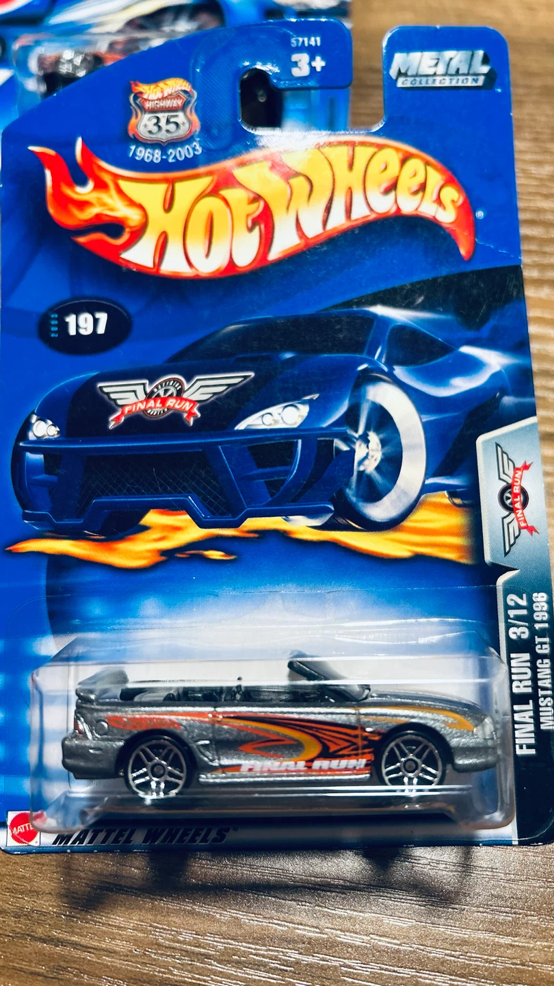 Vintage Hot Wheels Lot of 4 – 1997 Corvette, Plymouth Barracuda - photo 2