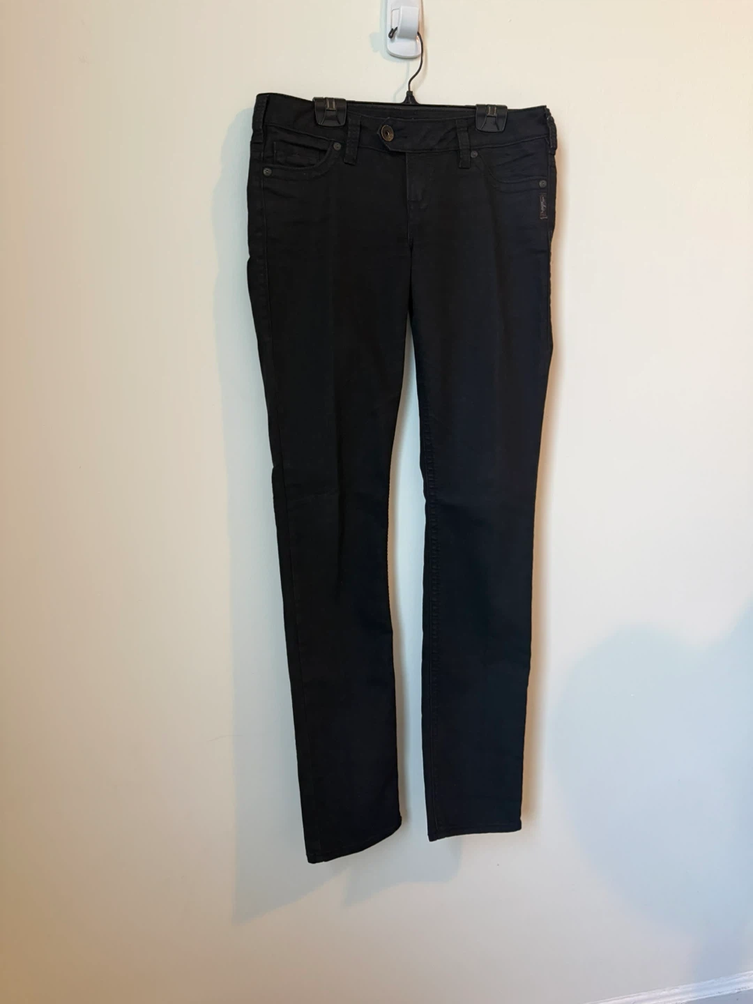 Silver slim black jeans - women’s sz 29