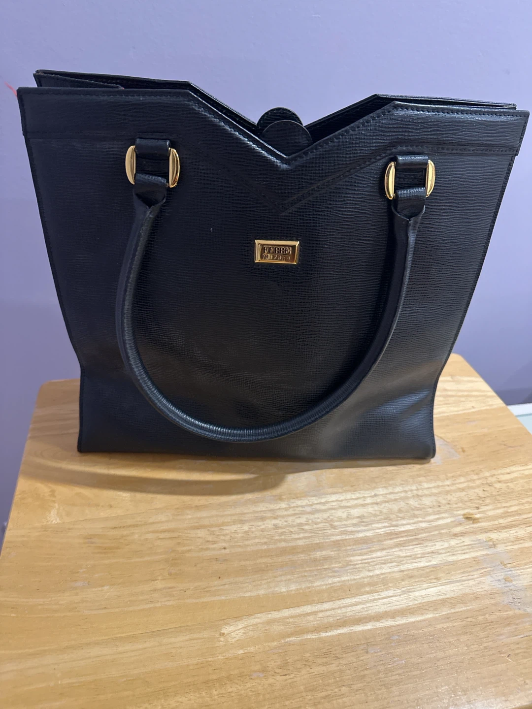 Gianfranco Ferre Black Leather Handbag - photo 5