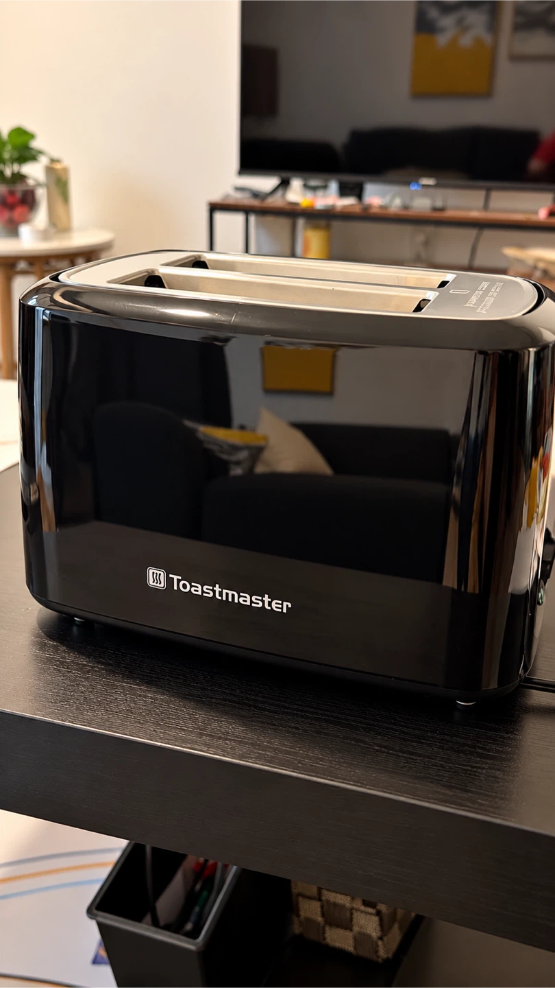 Toastmaster 2-Slice Cool Touch Toaster - photo 2