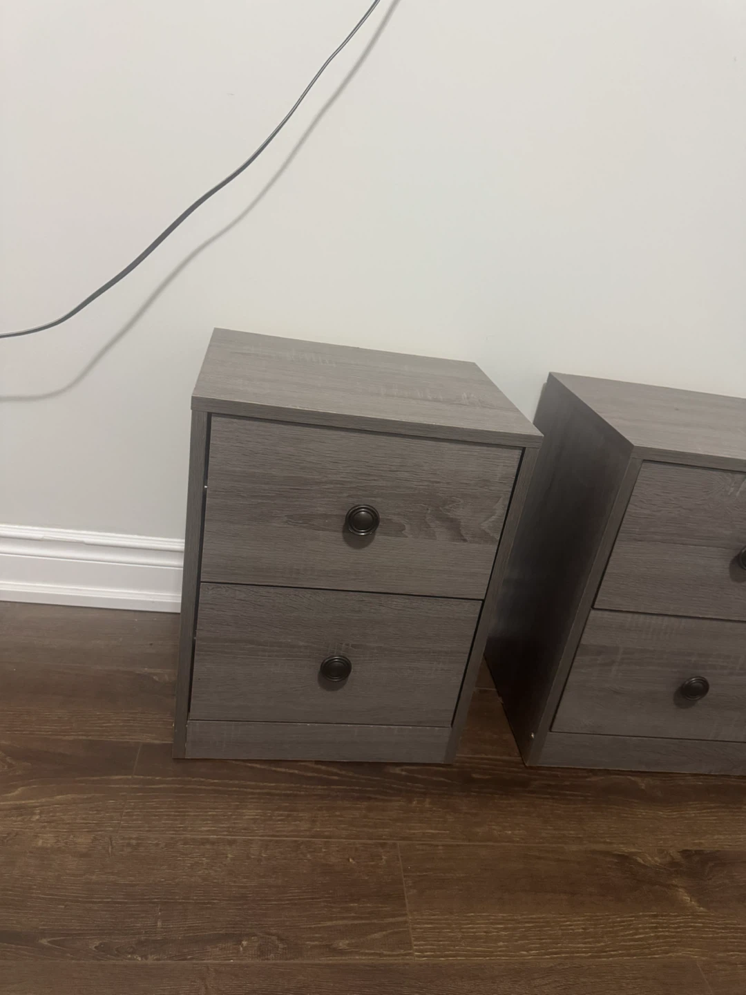 Set of Two Grey Wood Grain Nightstands - photo 4