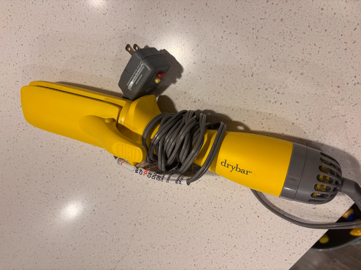 Drybar Double Shot Straightener Like new