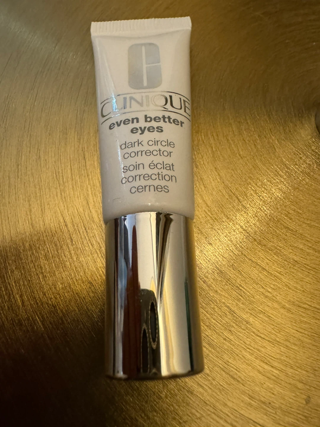 New: Clinique Even Better Eyes Dark Circle Corrector - photo 4