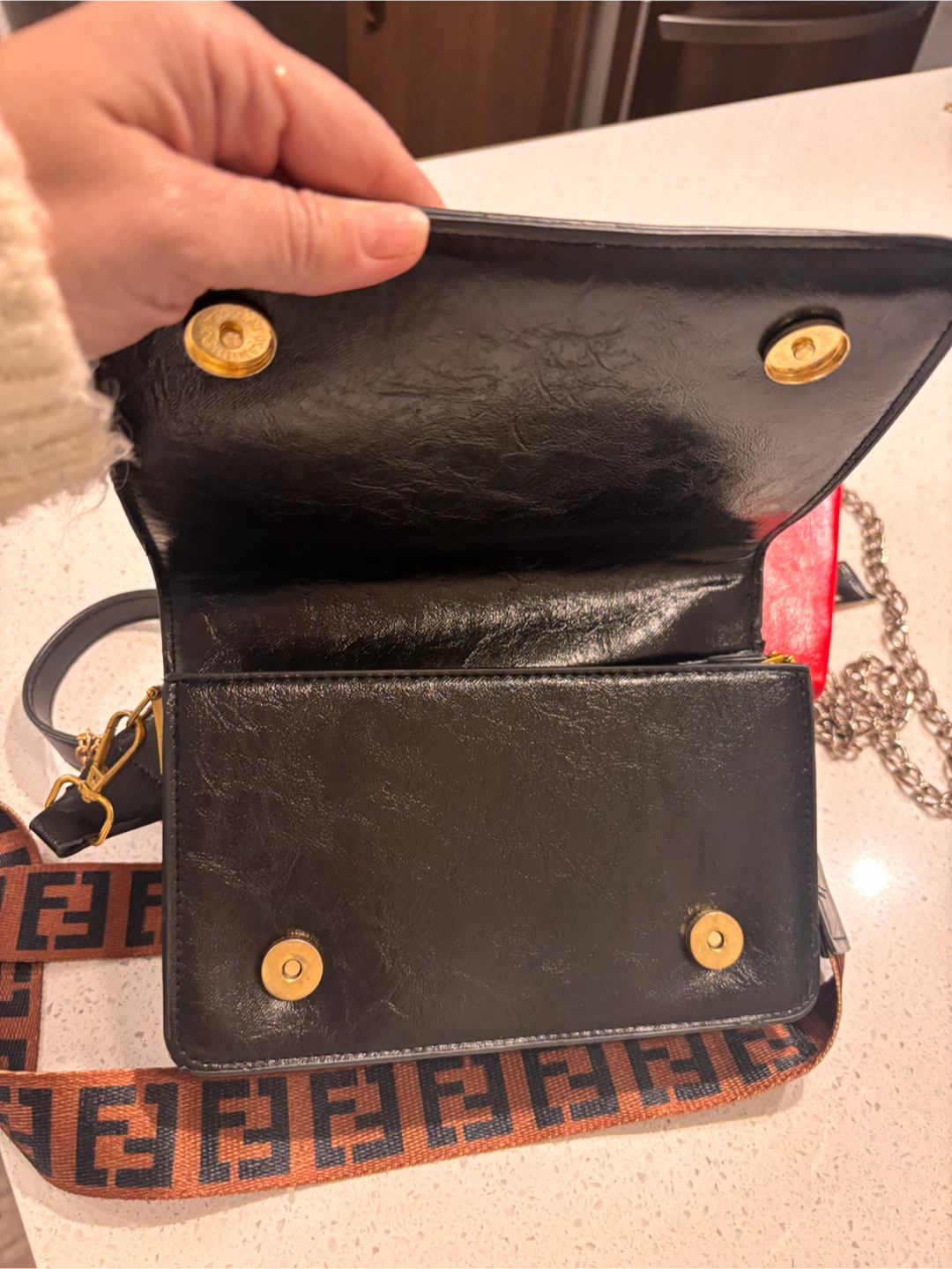 Bundle of 4 Crossbody Bags - photo 3