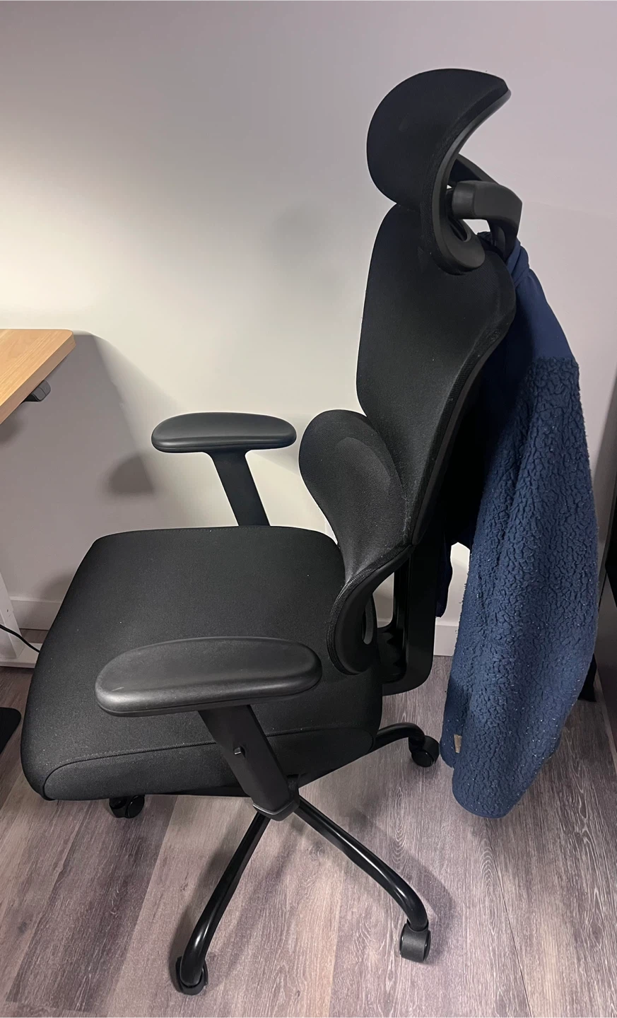Black Ergonomic Office Chair with Headrest - photo 2