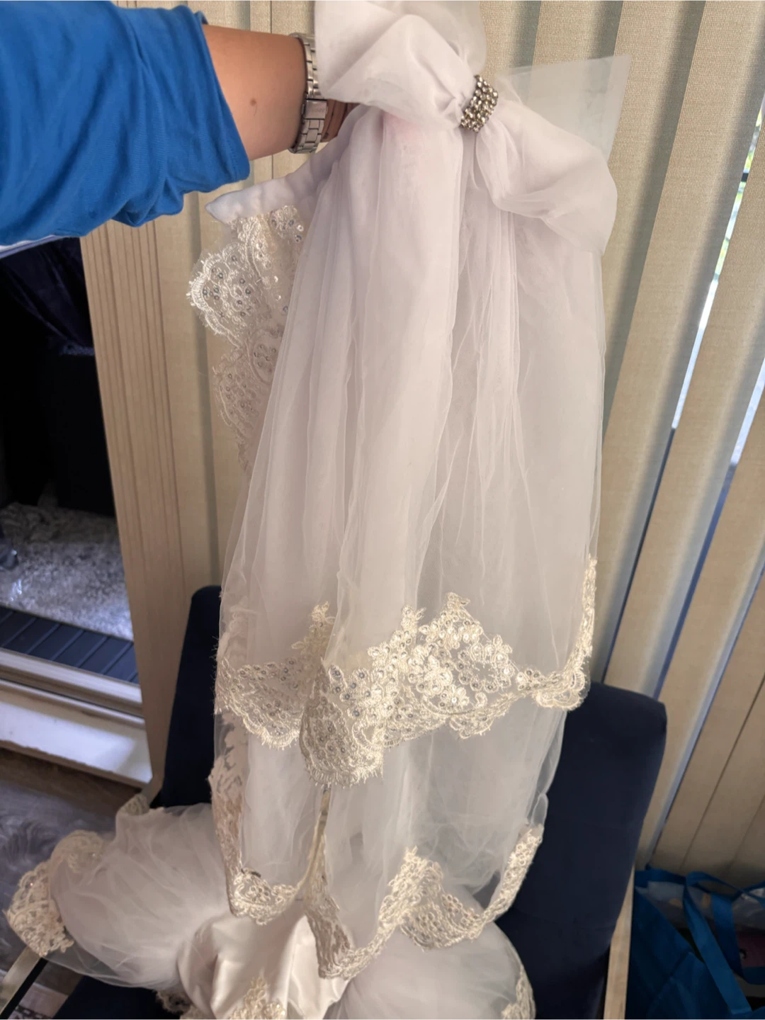 White flower girl dress with lace and tulle baby - photo 2