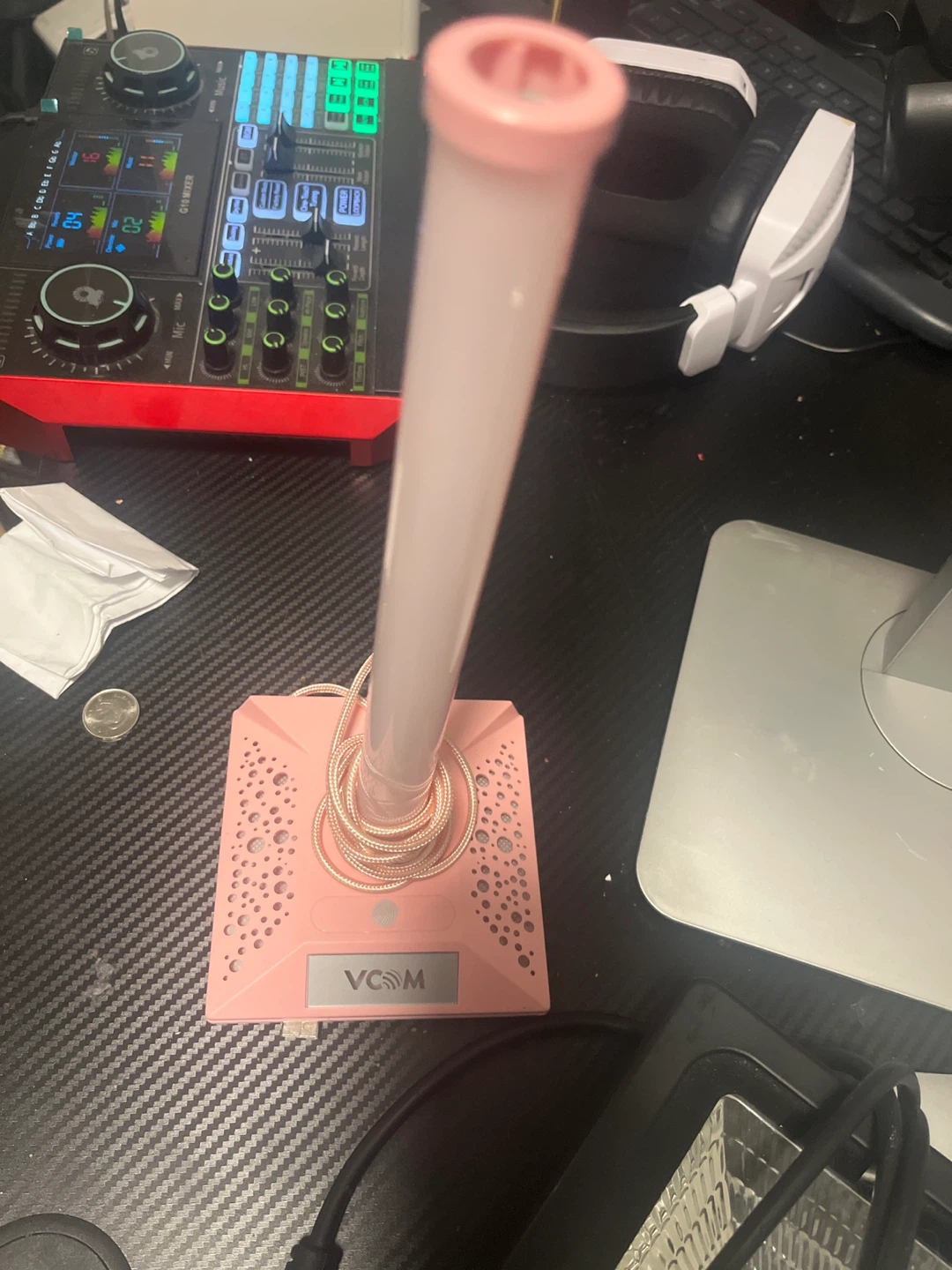 VCOM Pink Desktop Light Stand