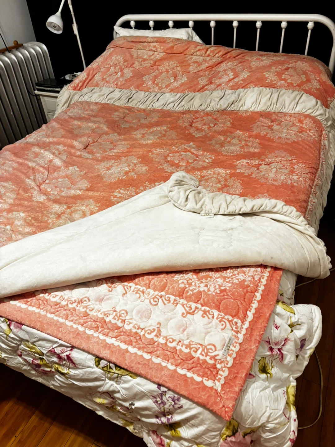 Peach Floral Pattern bedding set - photo 4