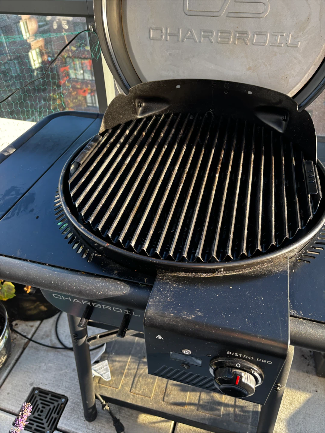 Char-Broil Bistro Pro Electric Grill - photo 4