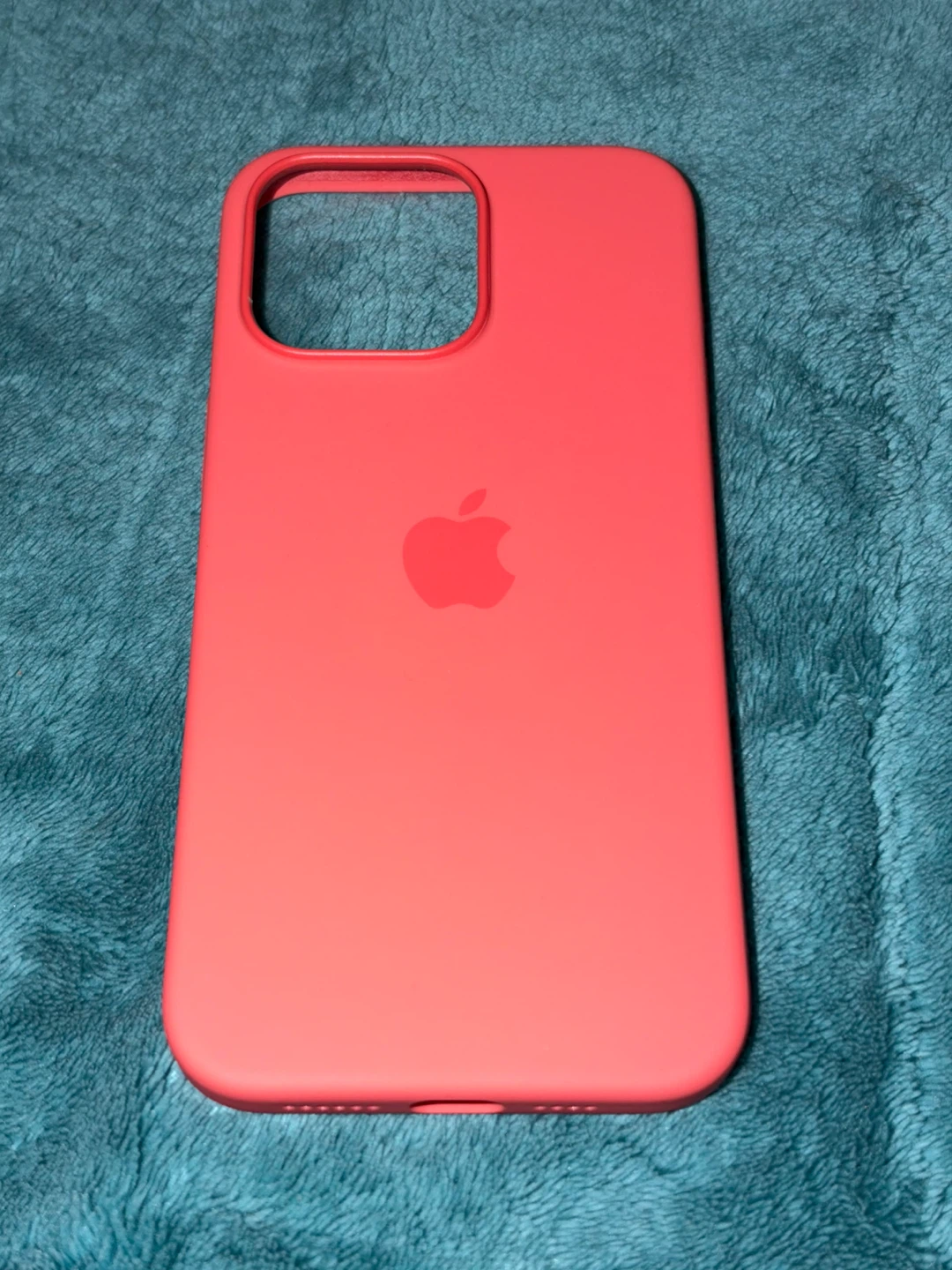 Apple iPhone 15 Pro Max Silicone Case - Guava - photo 2