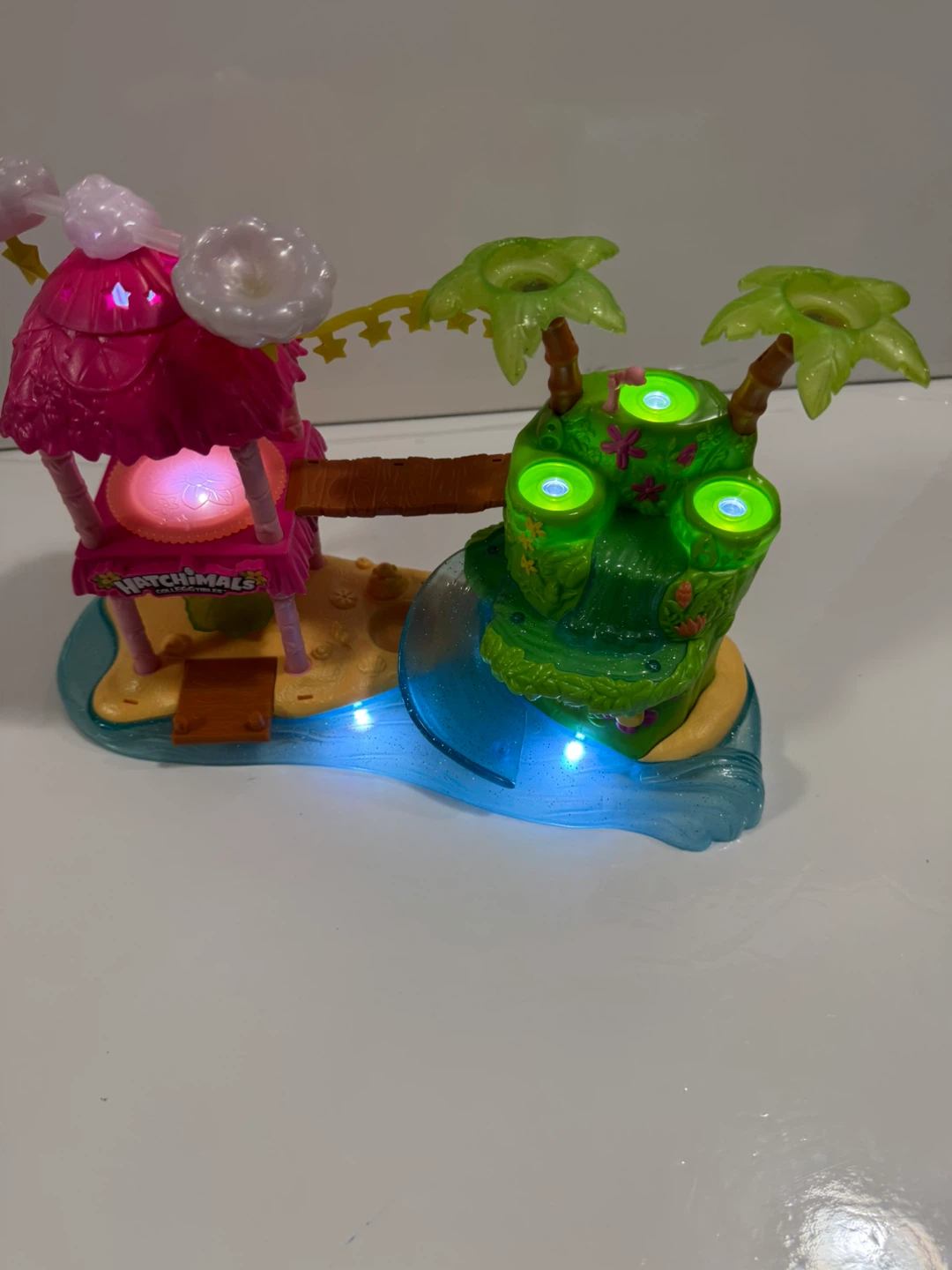 Hatchimals CollEGGtibles Island Playset all features WORKING - photo 2