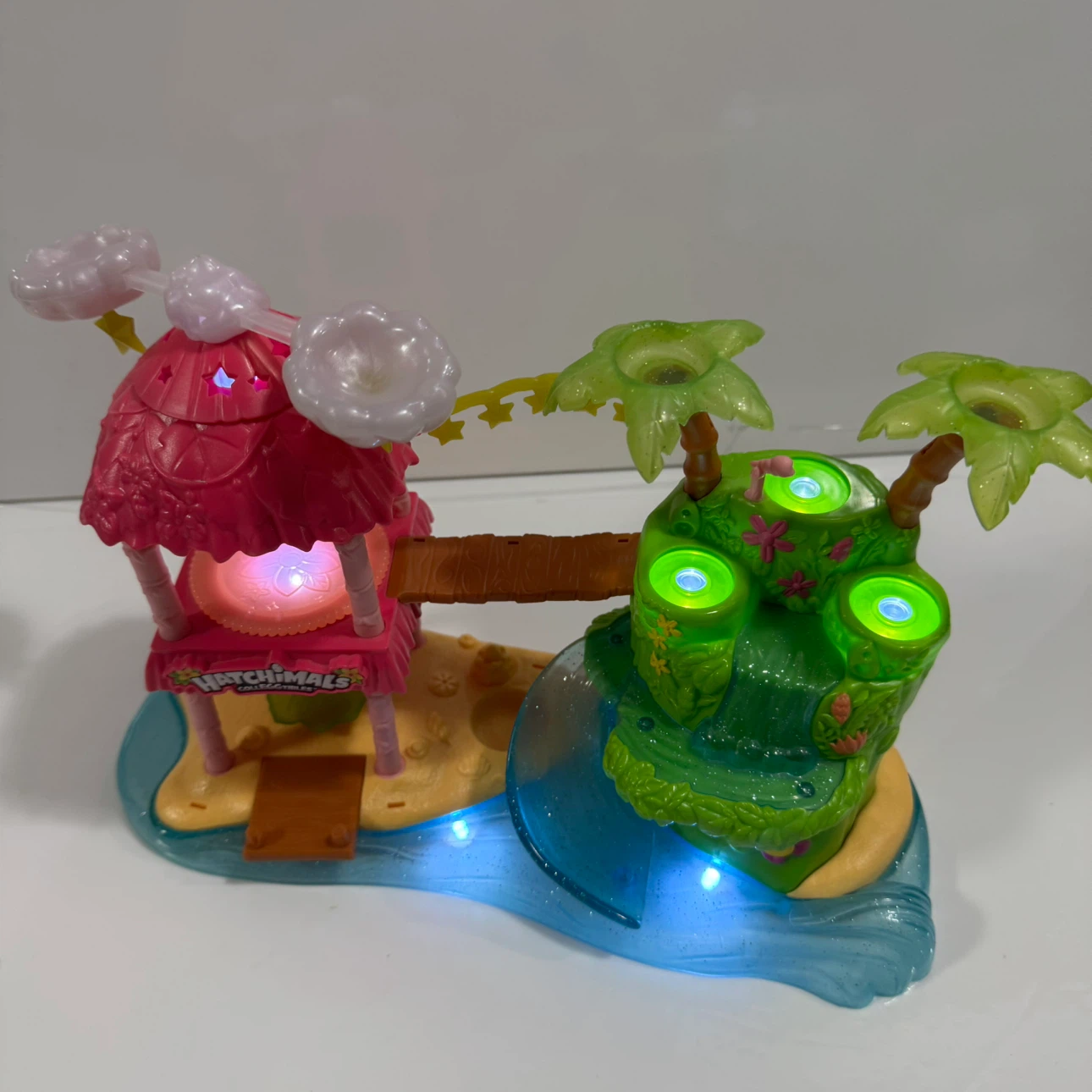 Hatchimals CollEGGtibles Island Playset all features WORKING - photo 3