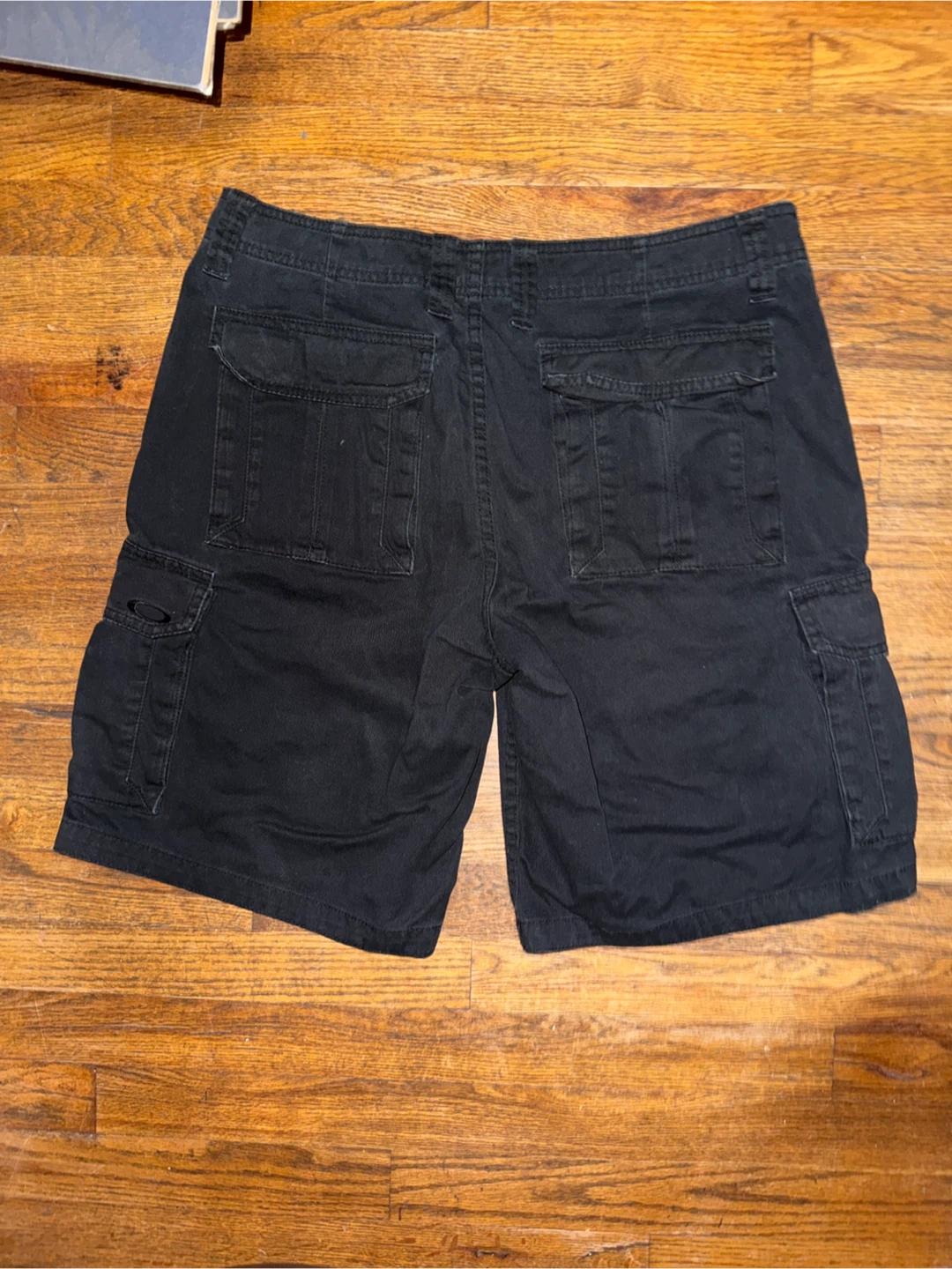 Size 34 Oakley Black Cargo Shorts - photo 2
