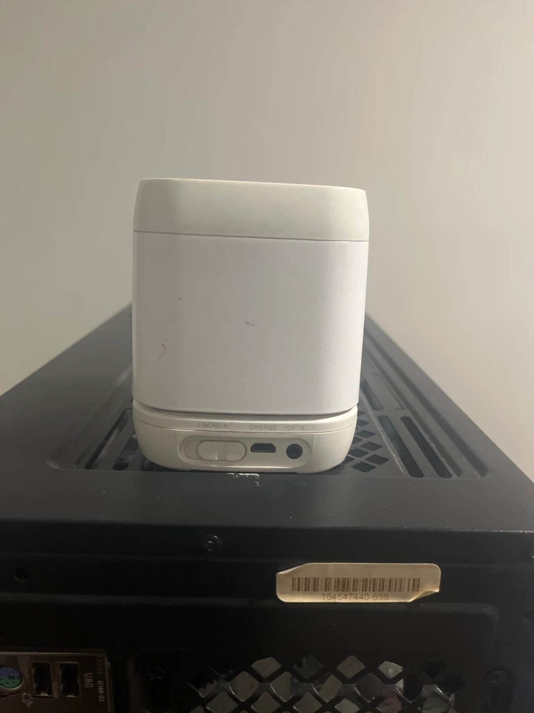 Portable White Wireless Speaker