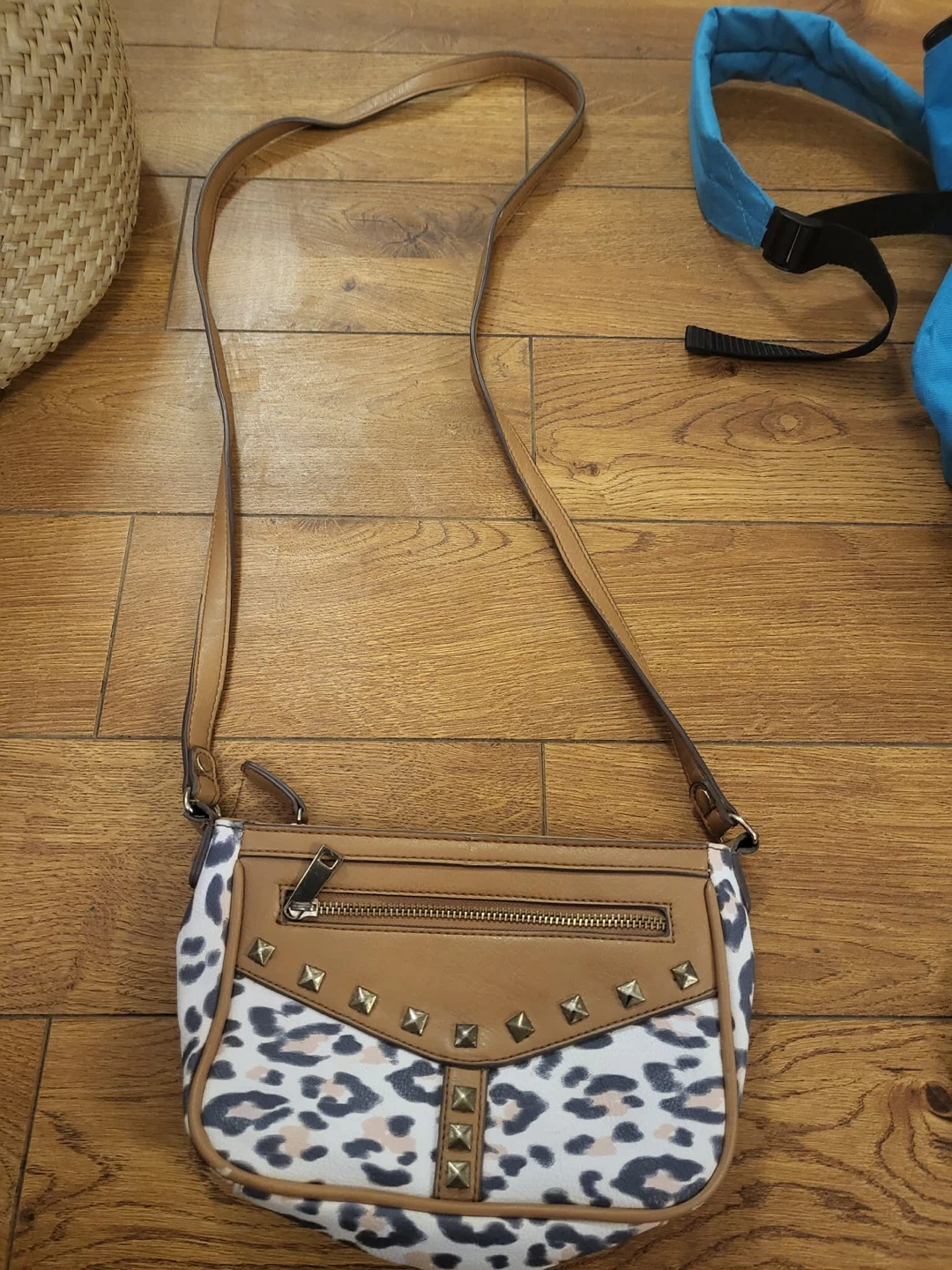 Leopard Print Crossbody Bag - photo 2