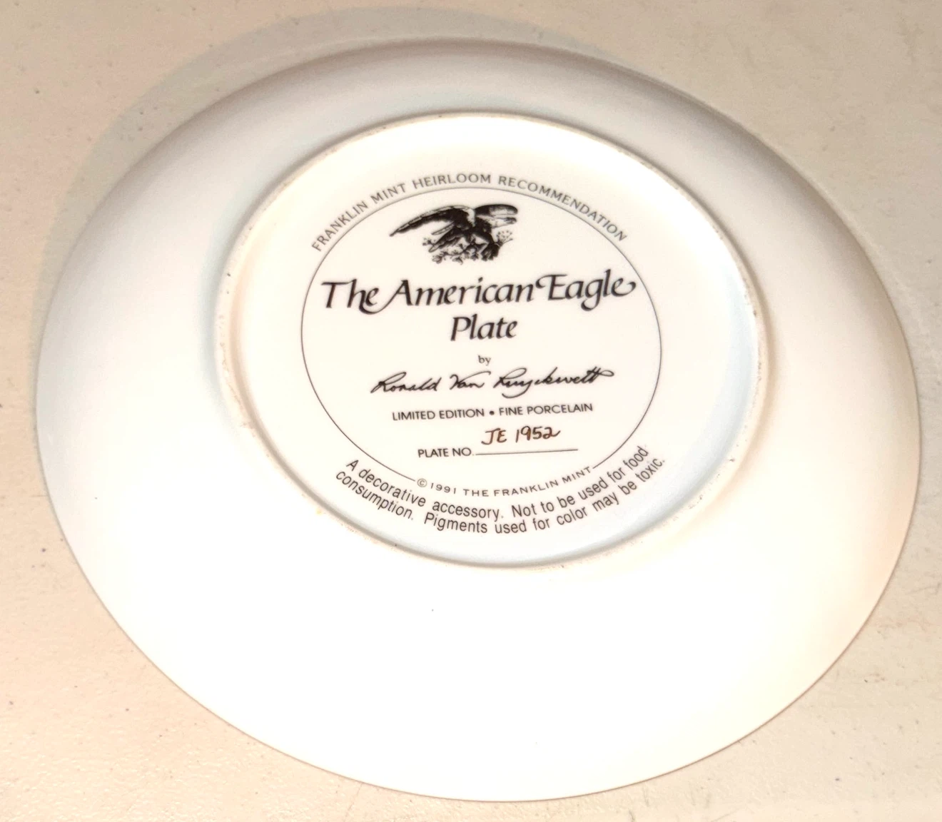Franklin Mint The American Eagle Plate - photo 2