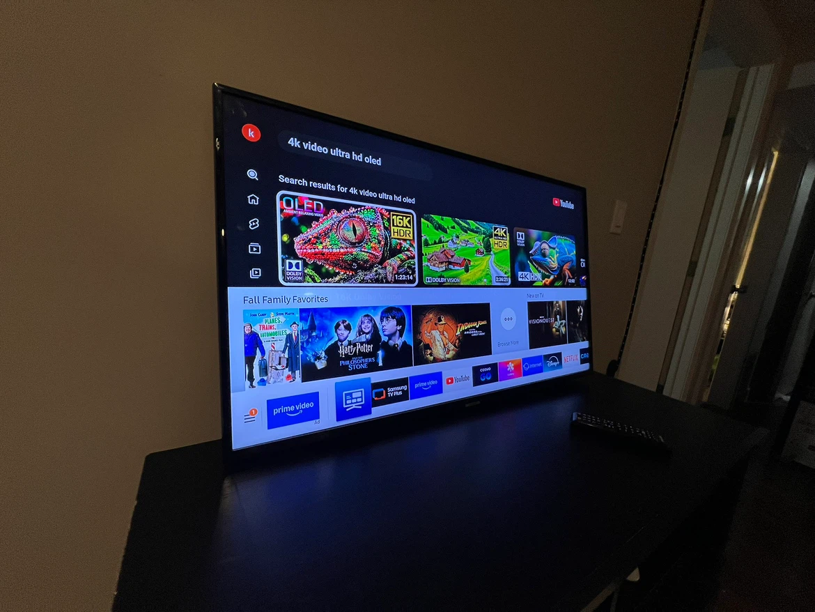 Samsung Smart TV 4k UHD 43 inches