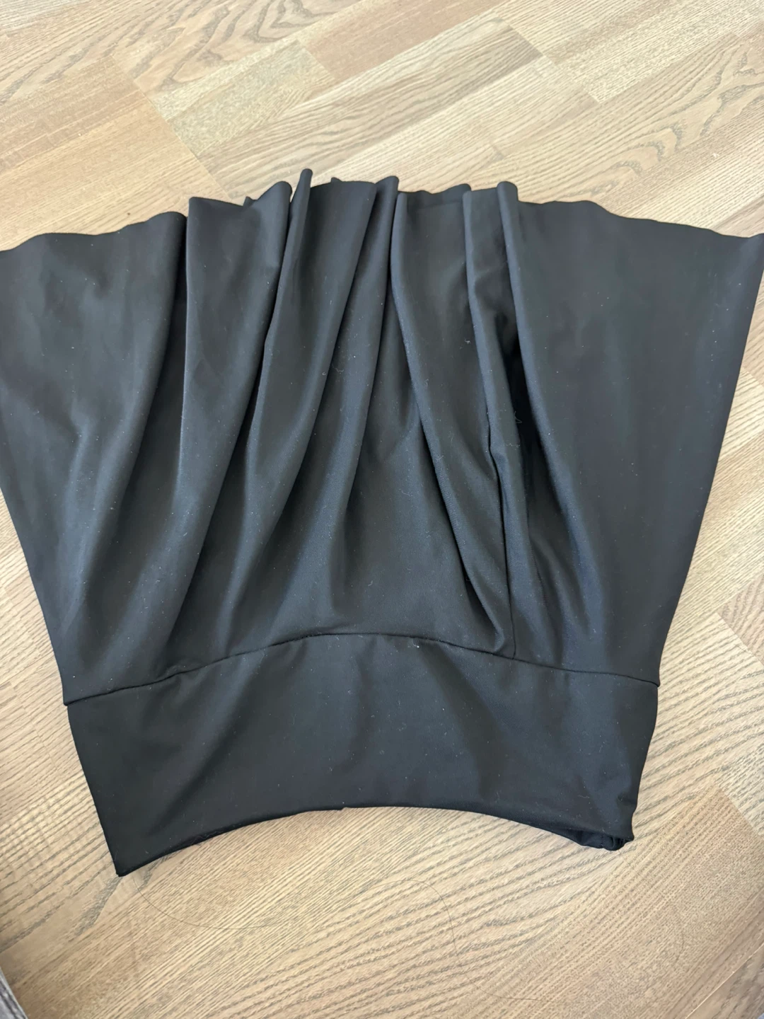 Designer’s lulu Black pleated athletic skirt