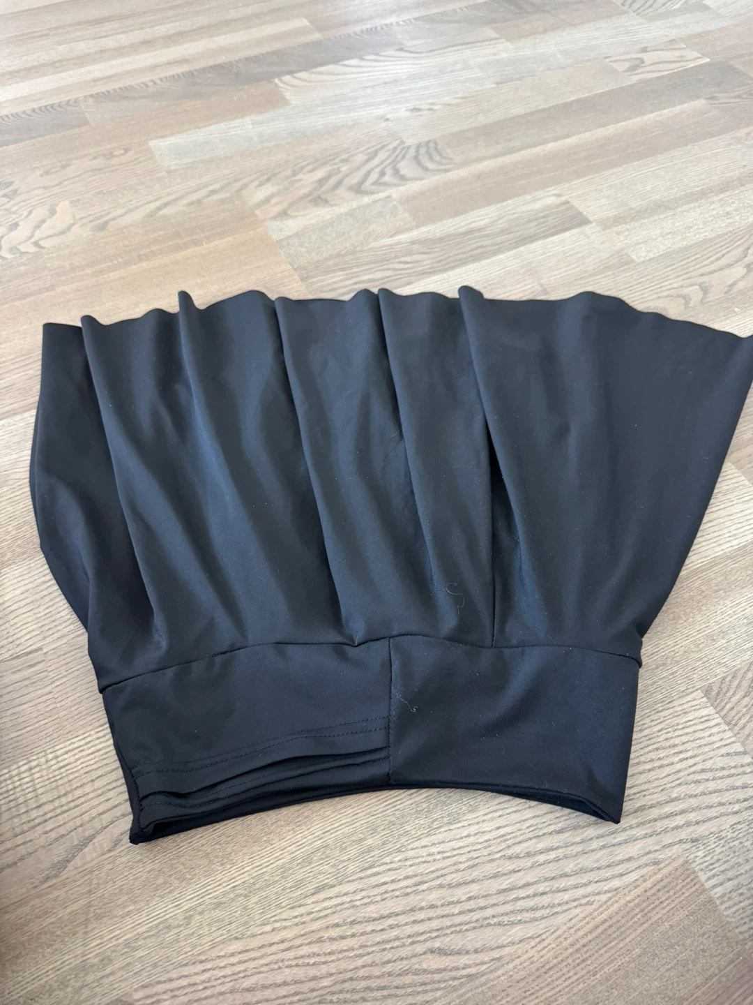 Designer’s lulu Black pleated athletic skirt - photo 2
