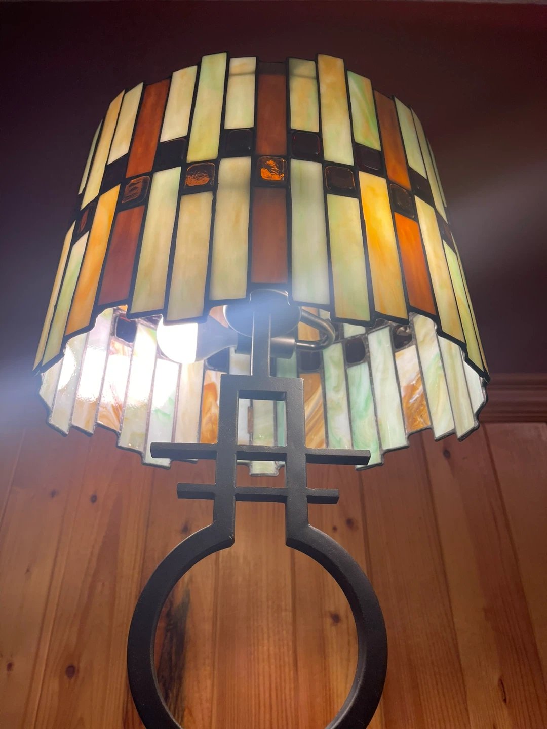 A beautiful Tiffany Style stained glass table lamp - photo 5
