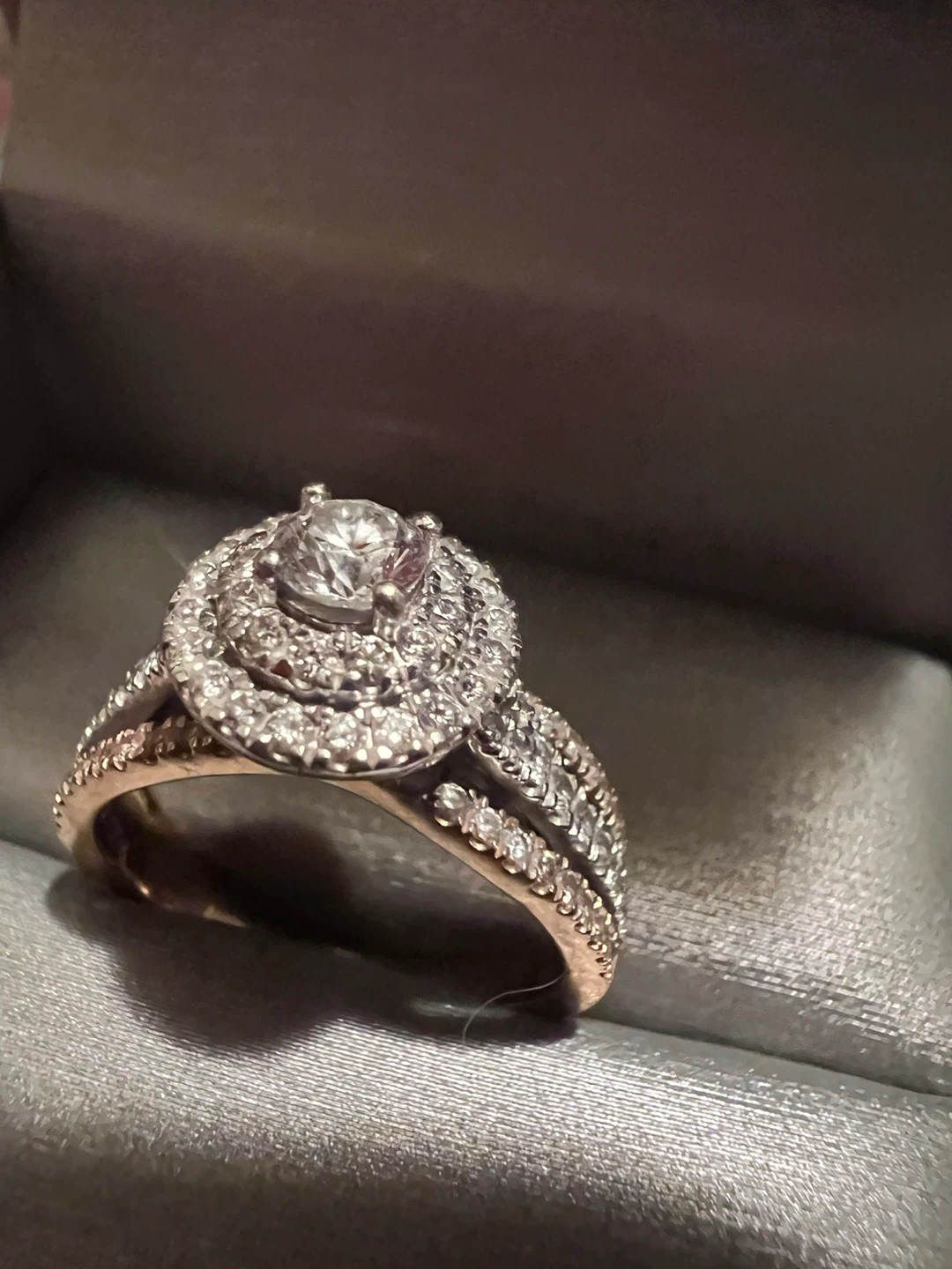 14 k Double Halo Diamond Ring