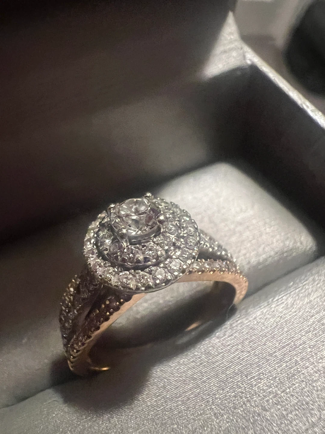14 k Double Halo Diamond Ring - photo 3