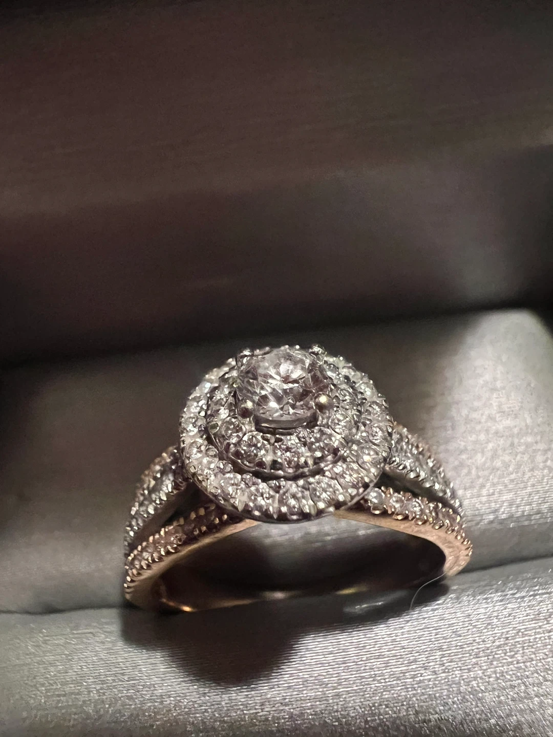 14 k Double Halo Diamond Ring - photo 4