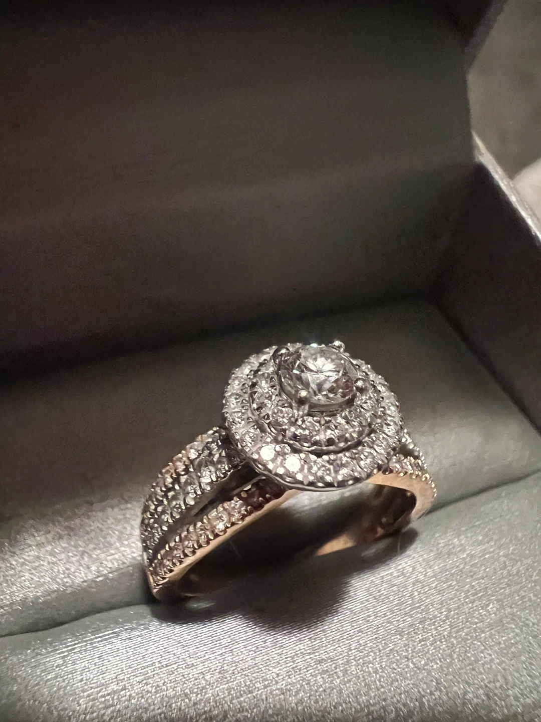 14 k Double Halo Diamond Ring - photo 5