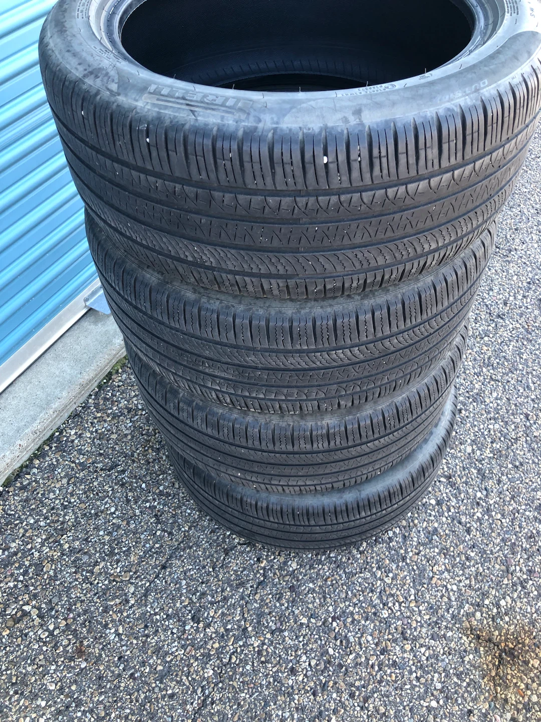 255/45R29 Pirelli P Zero All Season
