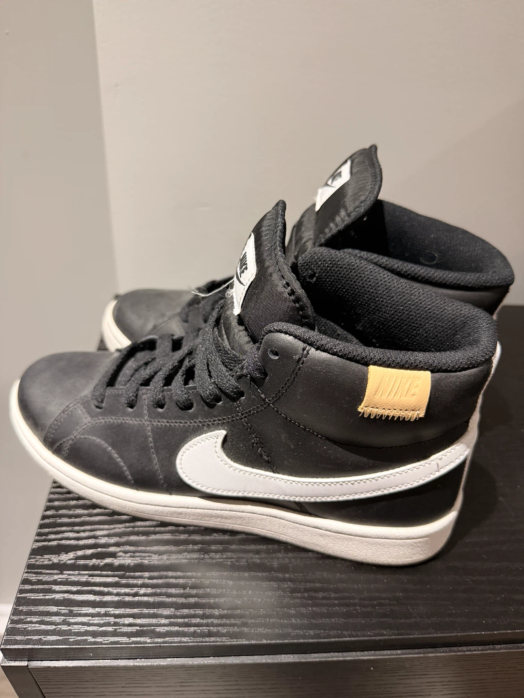 Nike Court Legacy Mid Black Sneakers. Size 8