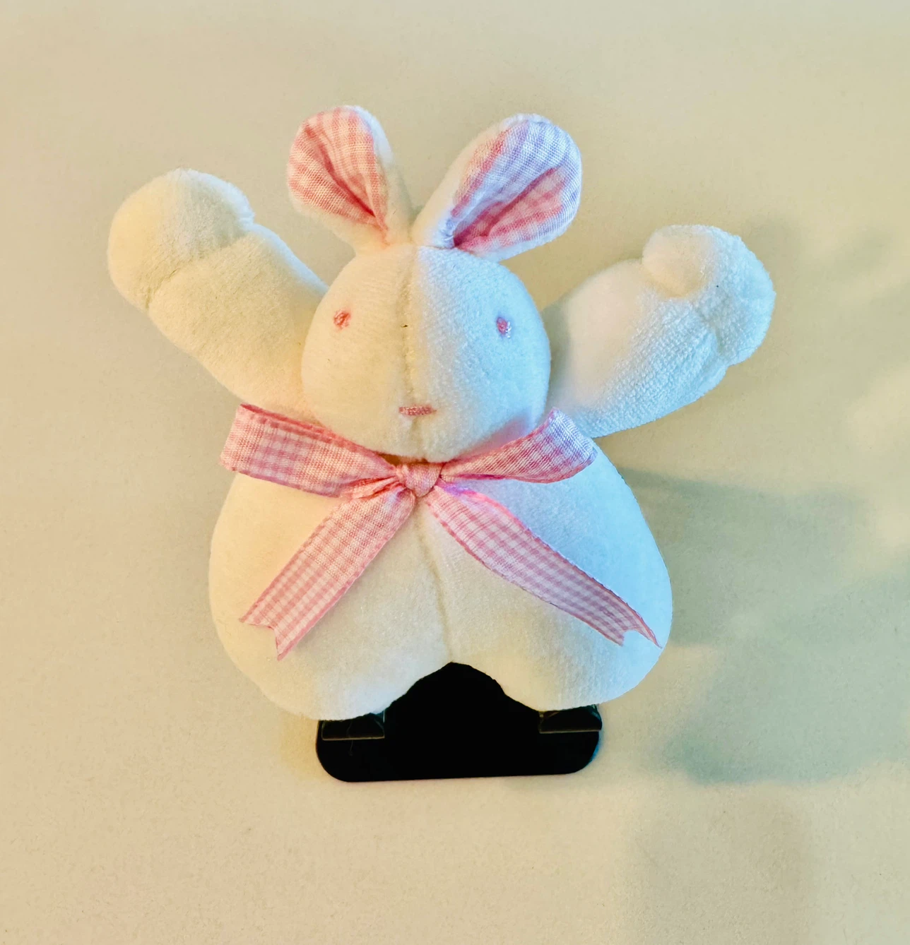 Handcrafted pink checkered bow-adorned bunny doll_Charm_NWOT - photo 2