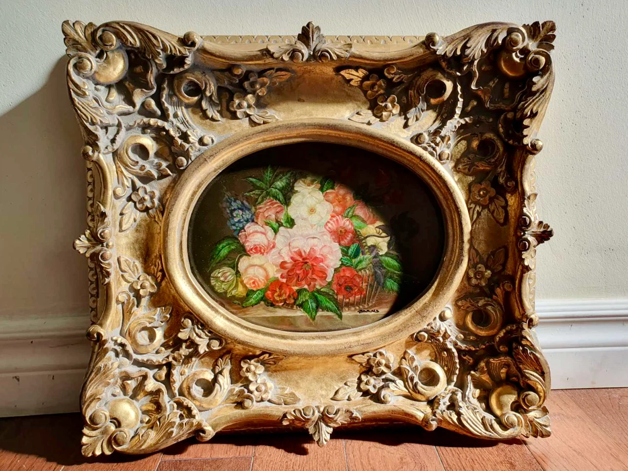 Vintage Floral Oil Painting in Ornate Gold Frame