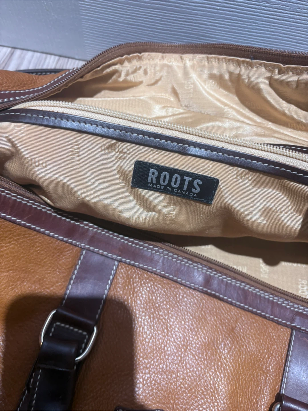 Roots Canada Men’s Duffle Bag - photo 4