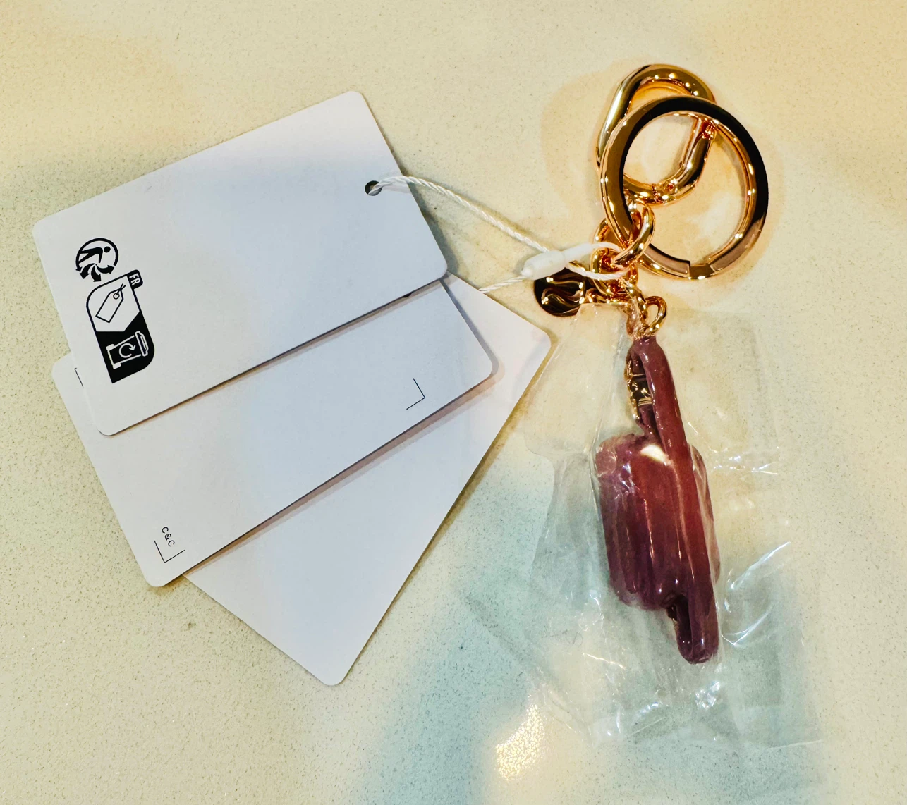 Lululemon Everywhere Belt Bag Charm Keychain_Rose Pink_NWT - photo 2
