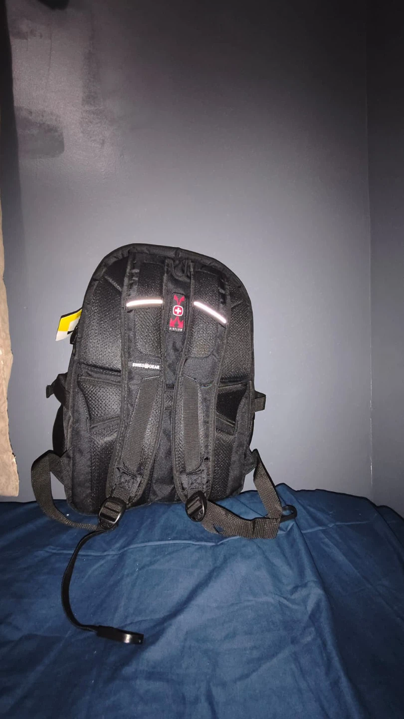 SwissGear Black Backpack - photo 2