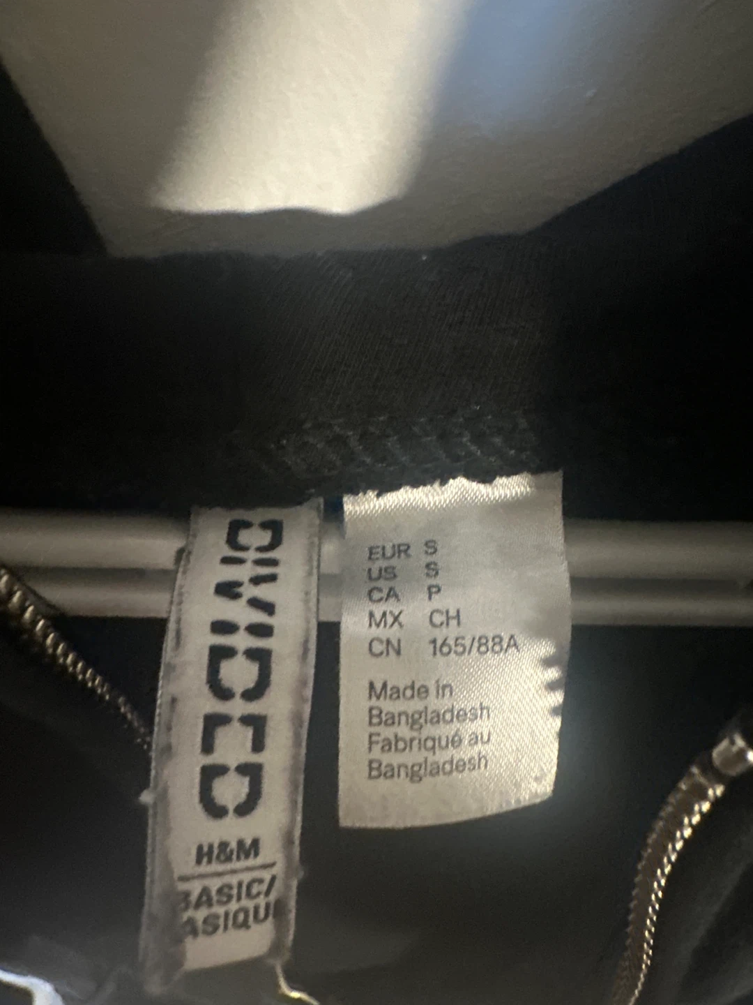 H&M Divided Black Zip-Up Hoodie - photo 4
