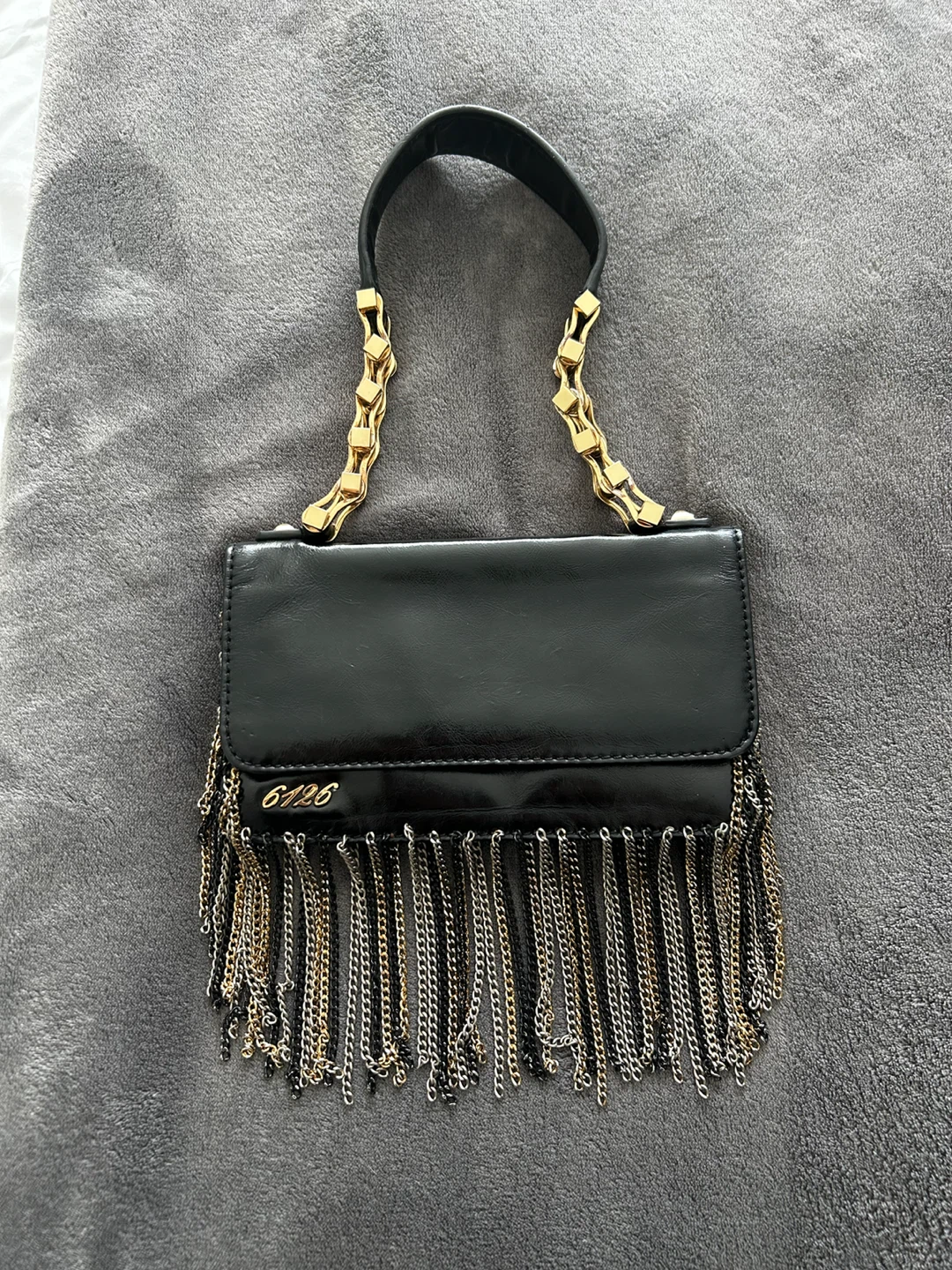 6126 black genuine leather chain fringe handbag