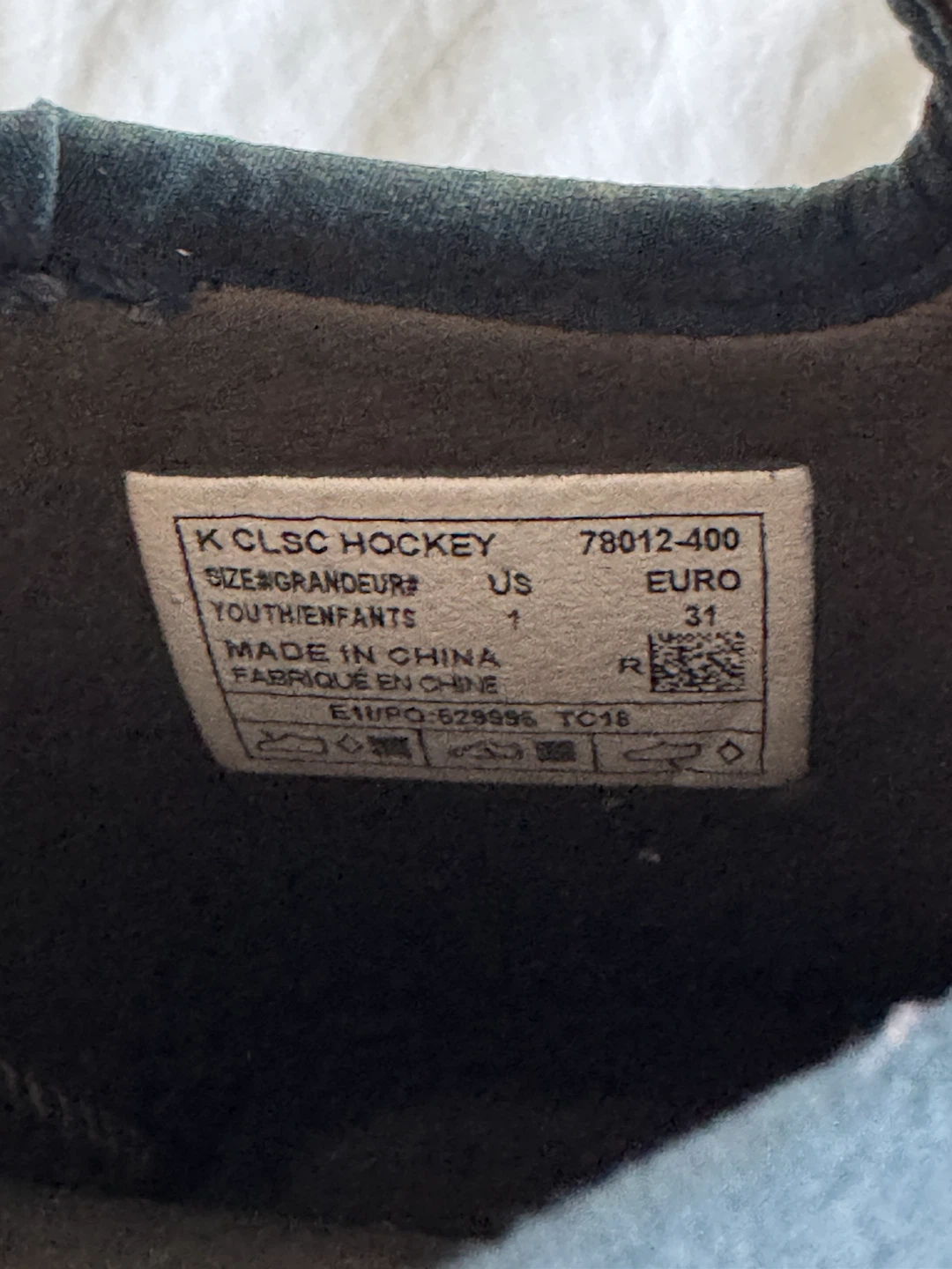 Children’s Size 1 BOGS Winter Boots Rated -30 Weather Dark blue - photo 3