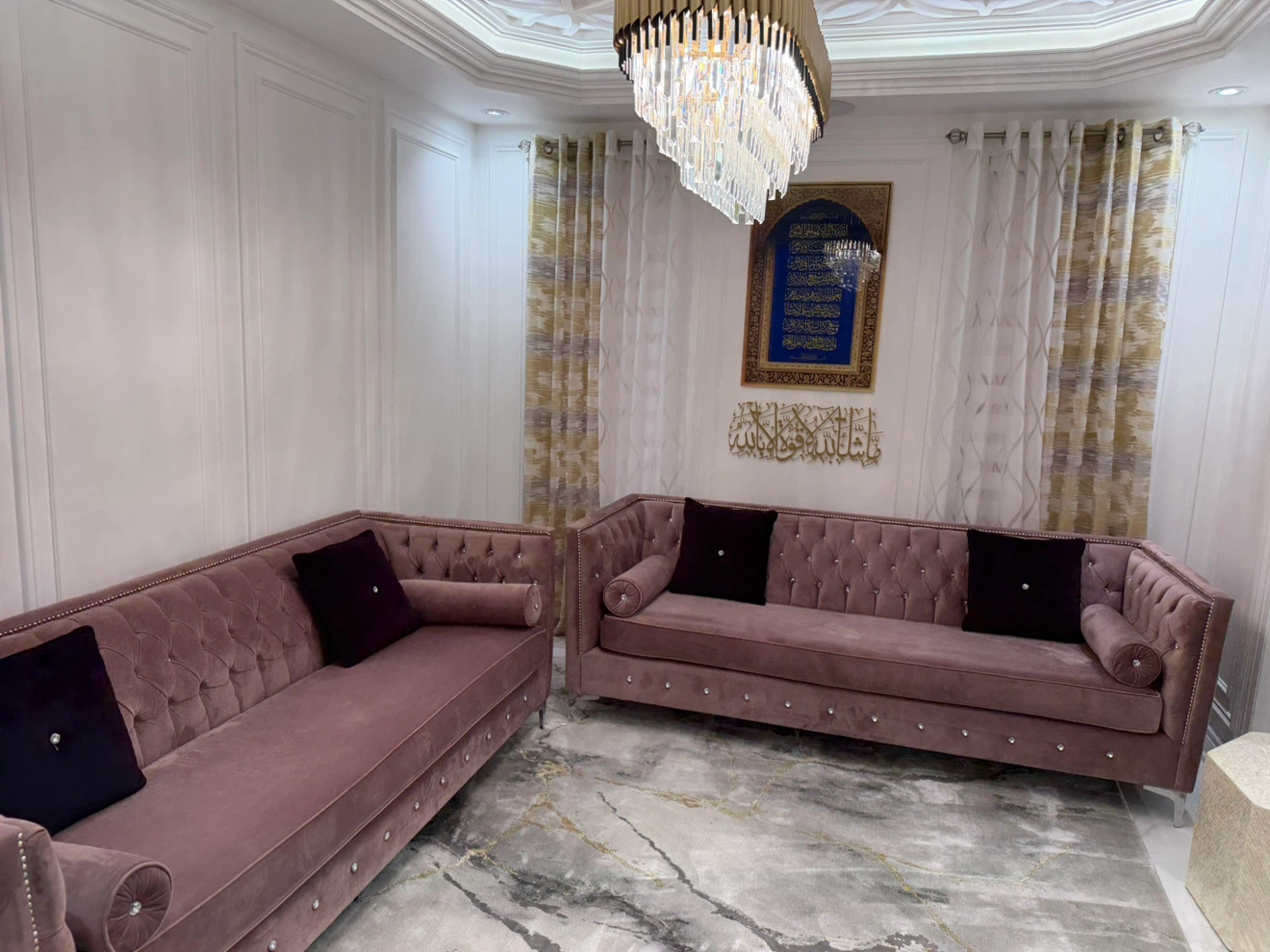 Set of Two Pink Velvet Tufted Sofas