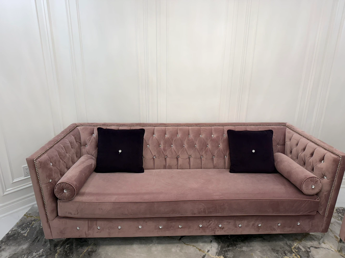 Set of Two Pink Velvet Tufted Sofas - photo 2