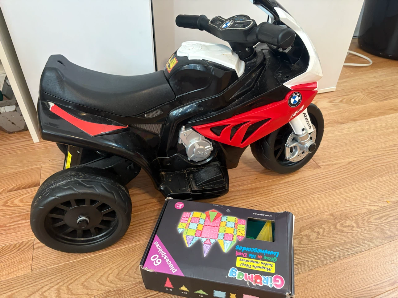 Kids BMW Motorcycle and Magnetic Tiles Set