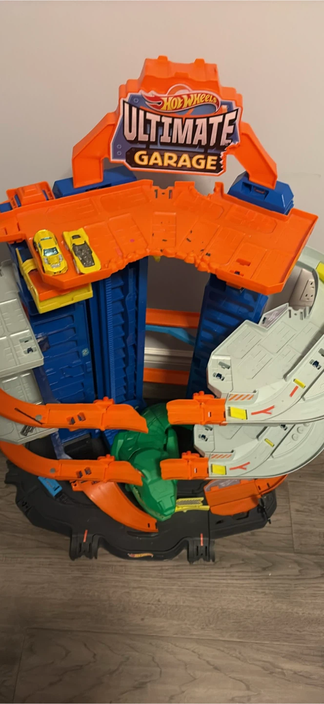 Hot Wheels Ultimate Garage T-Rex Playset - photo 5