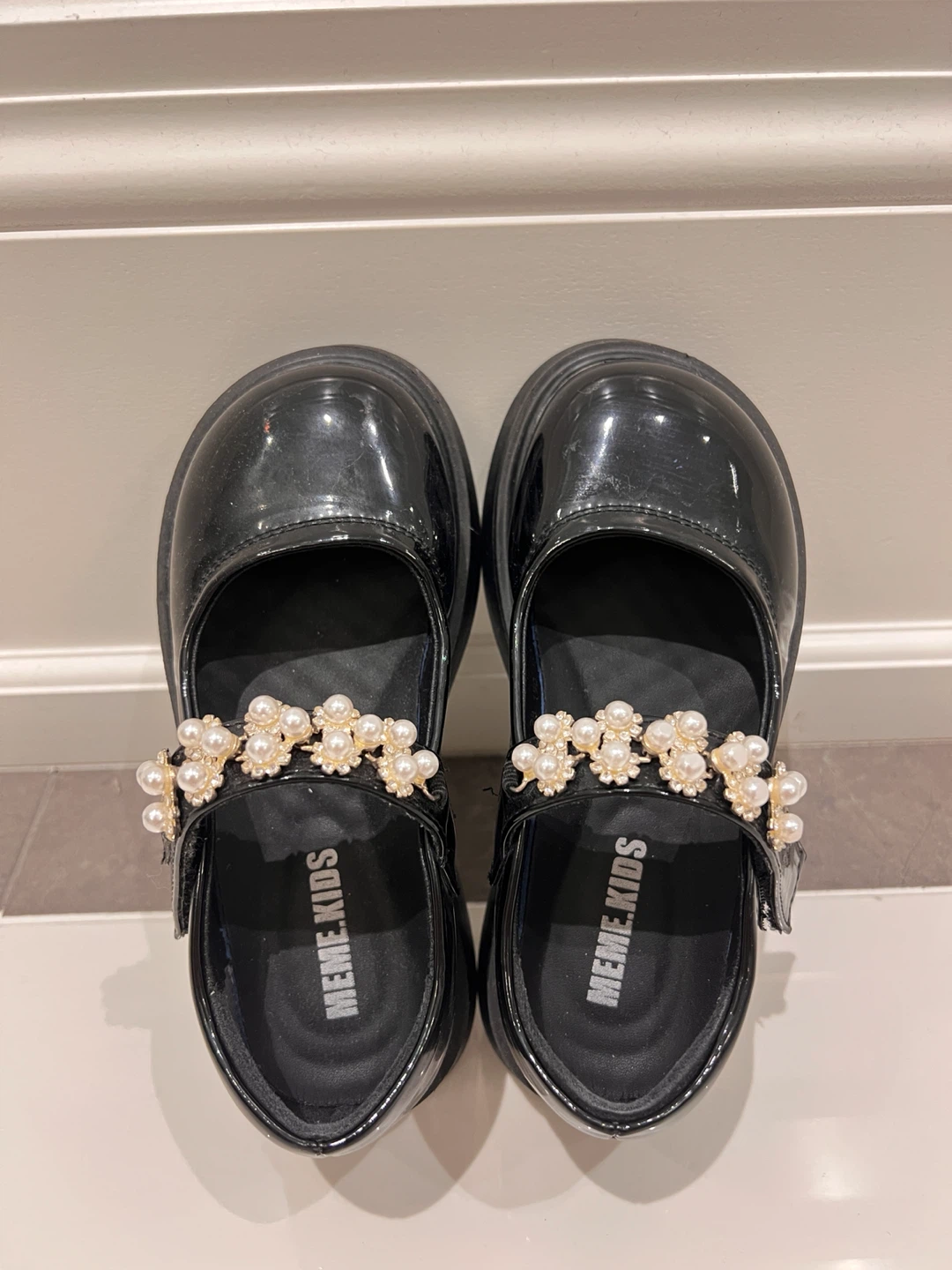 MEME.KIDS Black Patent Mary Jane Shoes