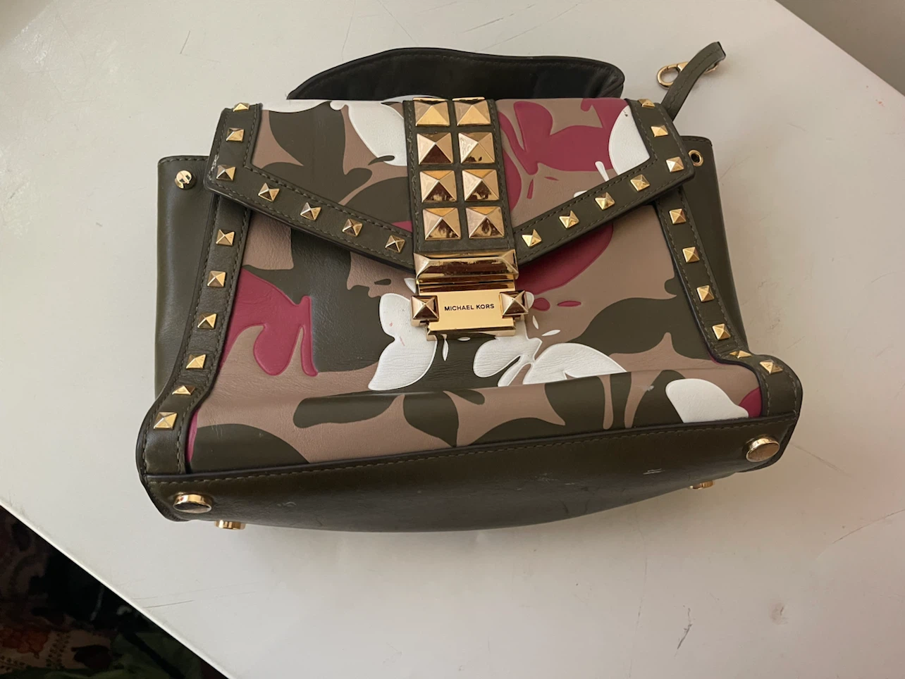 Michael Kors Studded Camo Handbag - photo 5