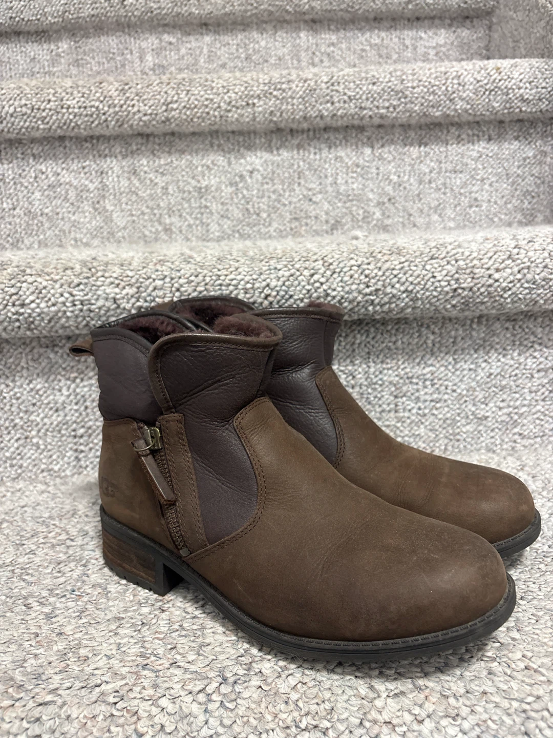 UGG Leather Ankle Boots - photo 2