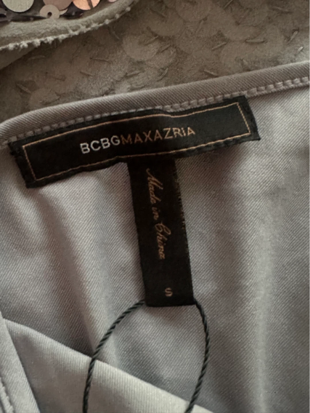 BCBGMAXAZRIA Silk Sequin Top Grey - photo 3