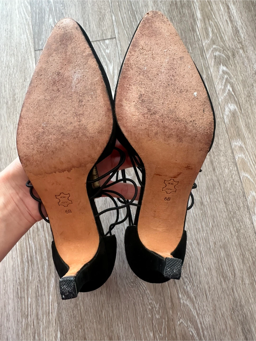 Marino Boutique Black Suede Heels Size 6B - photo 4