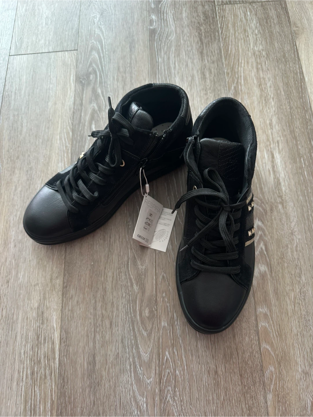 Geox Respira Black High-Top Sneakers