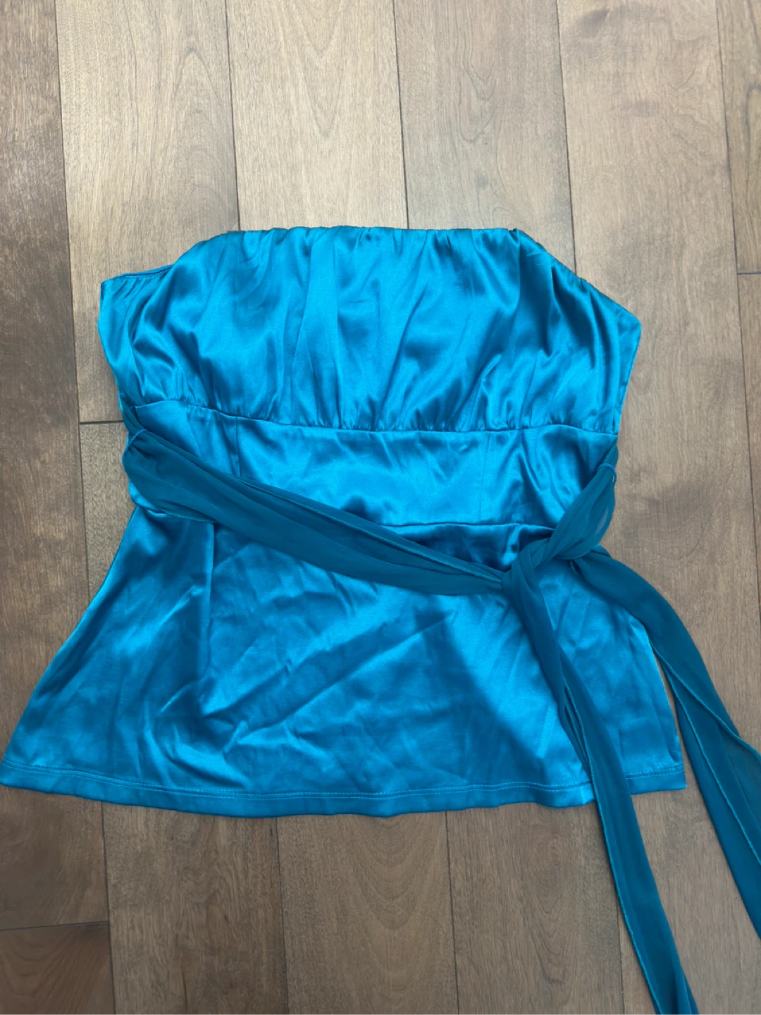 y2k le chateau Bright Blue Satin Tube Top - photo 2