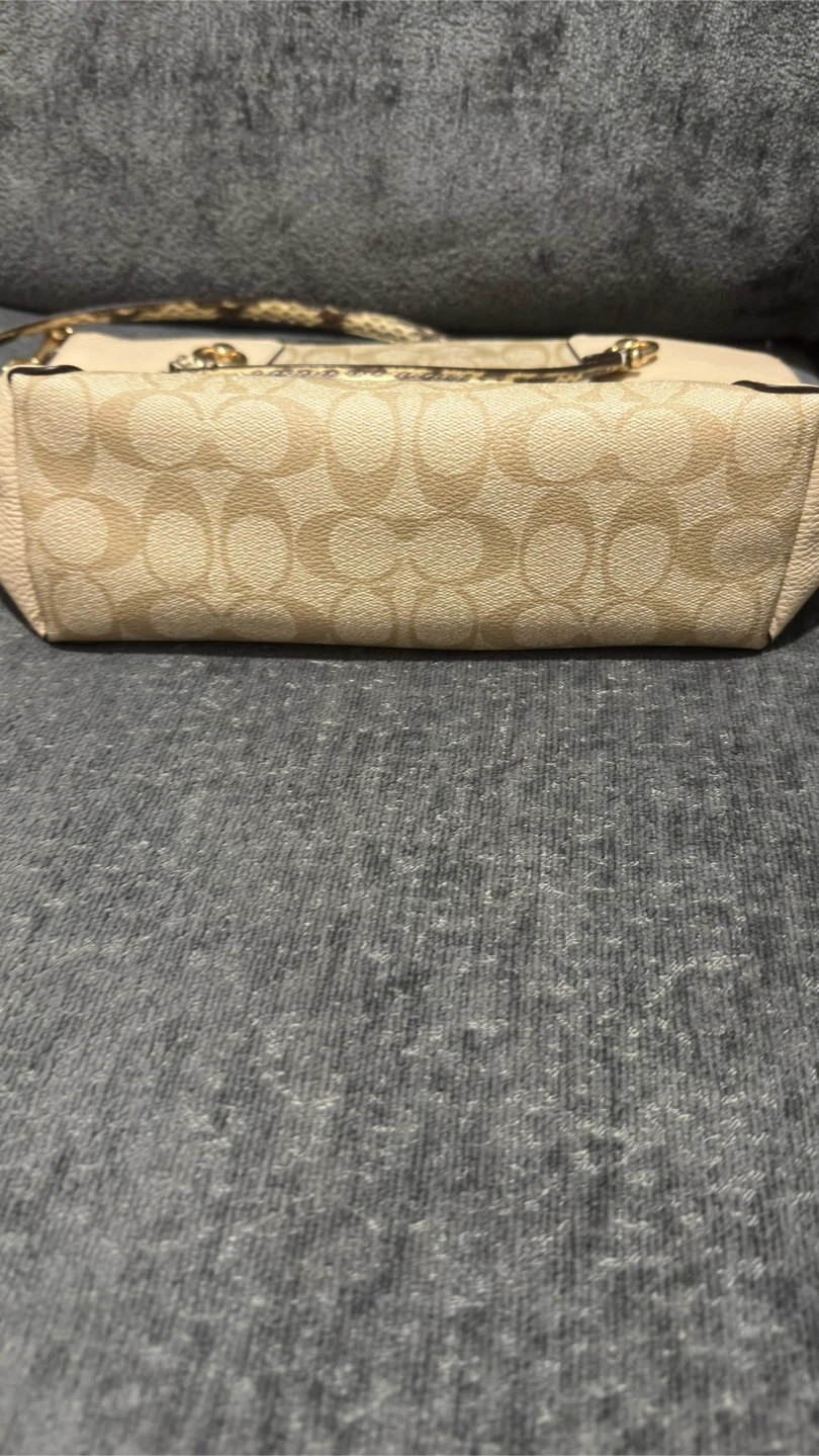 Coach Signature Print Crossbody Bag - photo 4